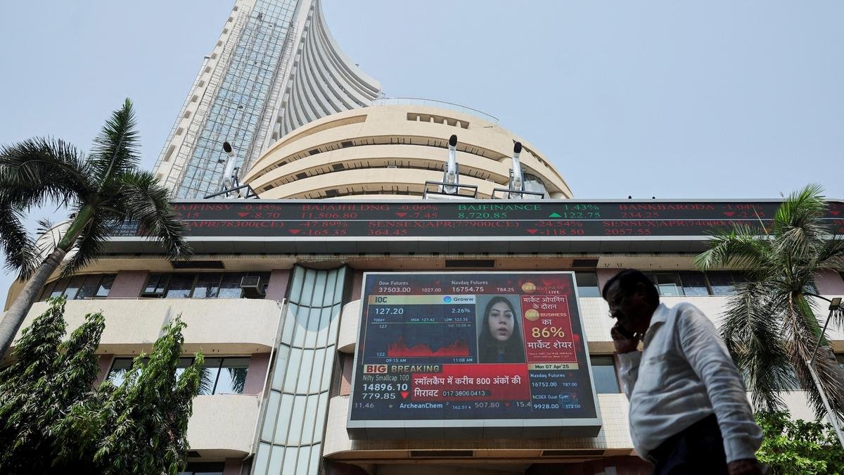 Nifty falls for 7th day, Sensex down 326 points as rising crude oil prices unnerve investors