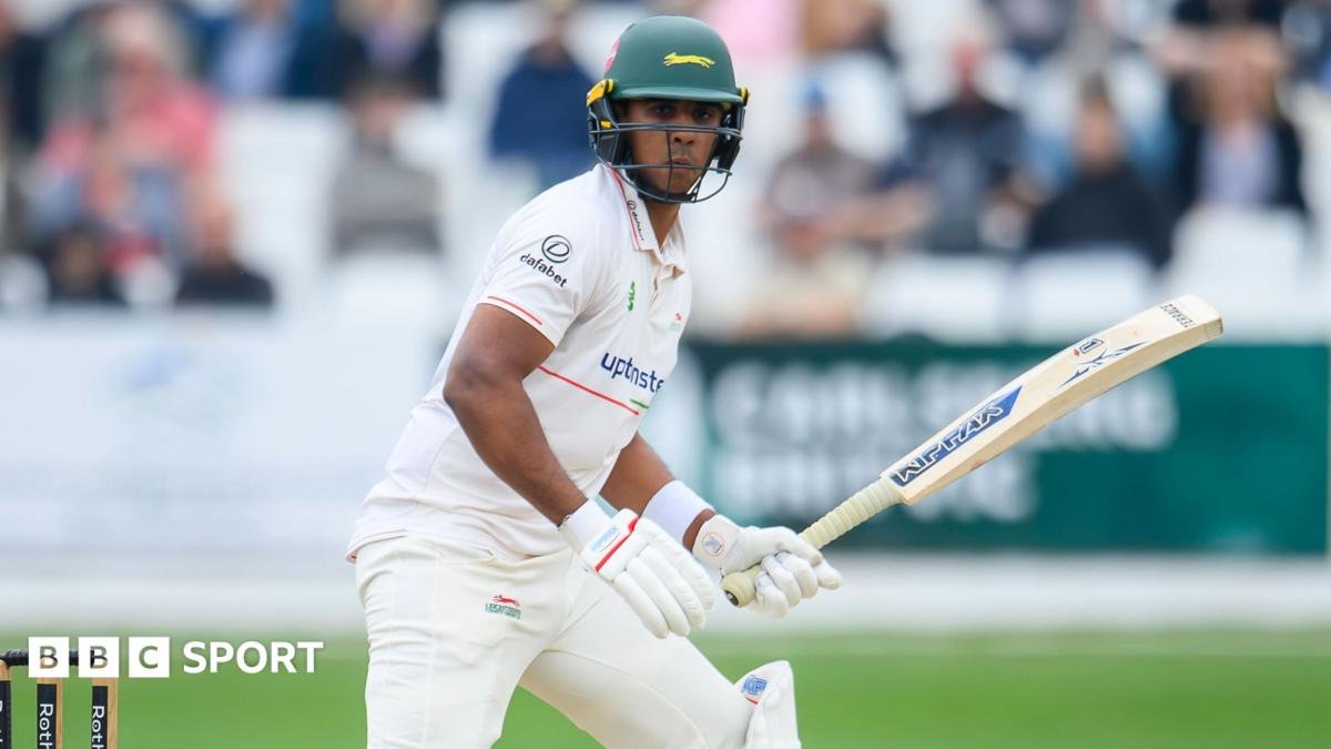 Leics openers blunt Yorks attack on rain-hit day