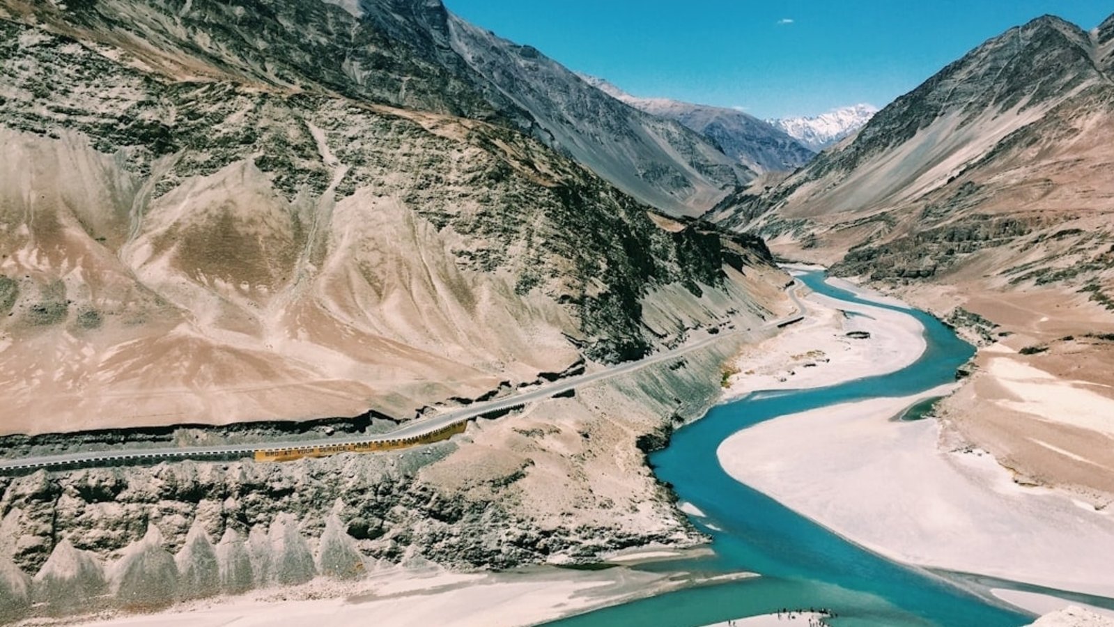Pakistan welcomes Hague Court's order on Indus Water Treaty after India rejects ruling