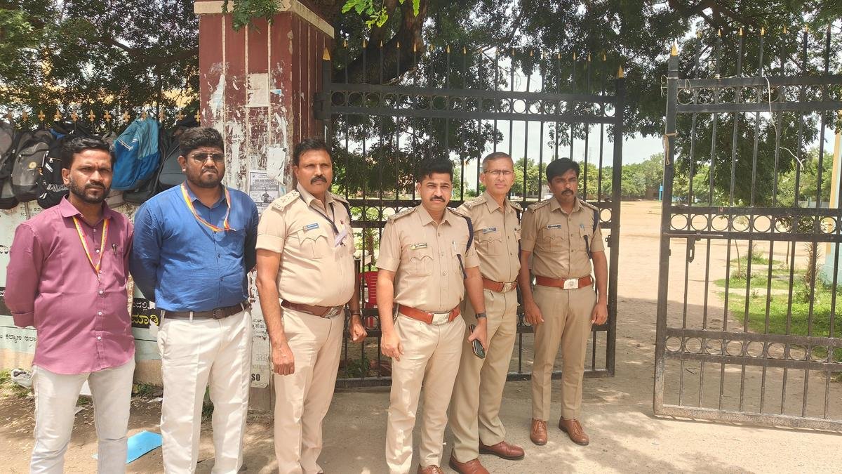 Written competitive examinations for police constable posts conducted peacefully in Yadgir and Raichur