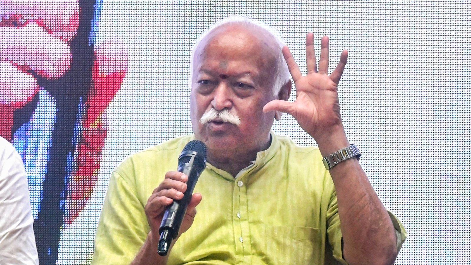 Pak, China not whole-heartedly our enemies, conflicts can't hit ties: RSS chief
