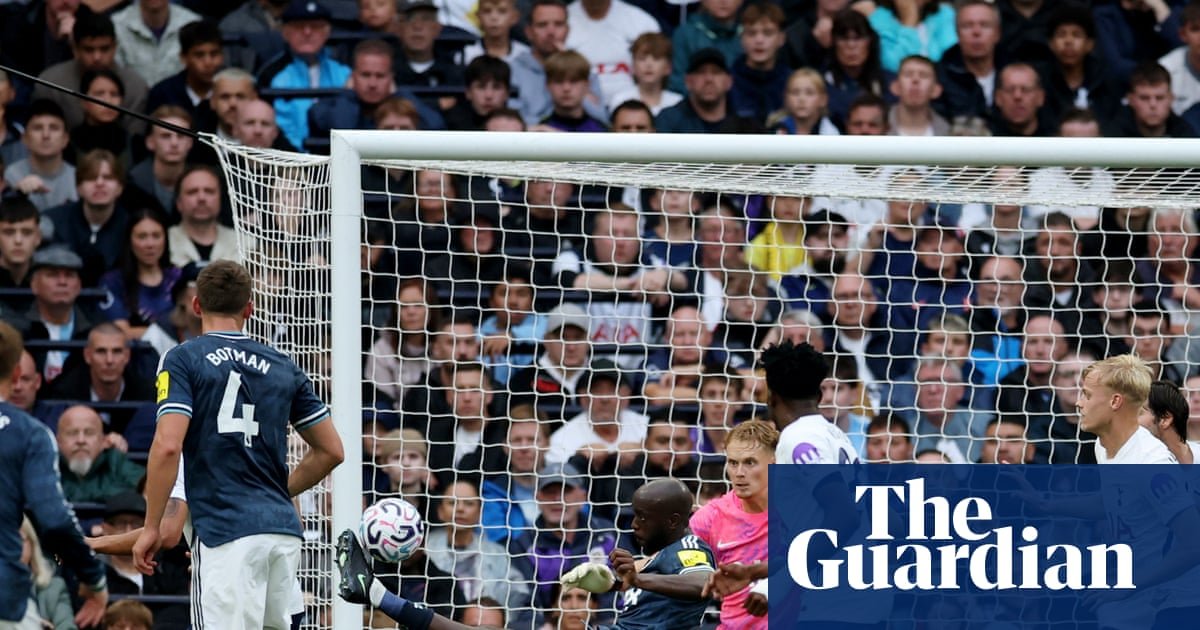 Elanga and Wissa strike as Newcastle extend Spurs’ miserable start to season