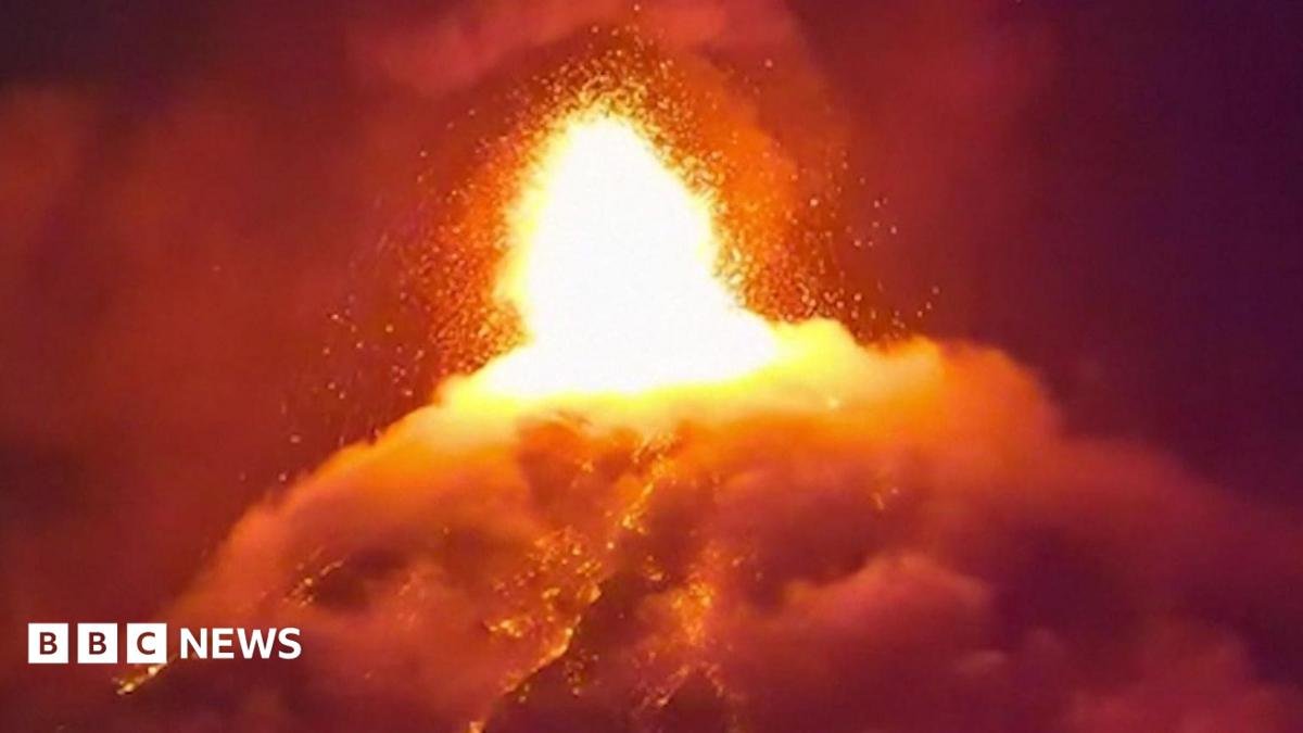Guatemala volcano eruption sends lava spewing into the air