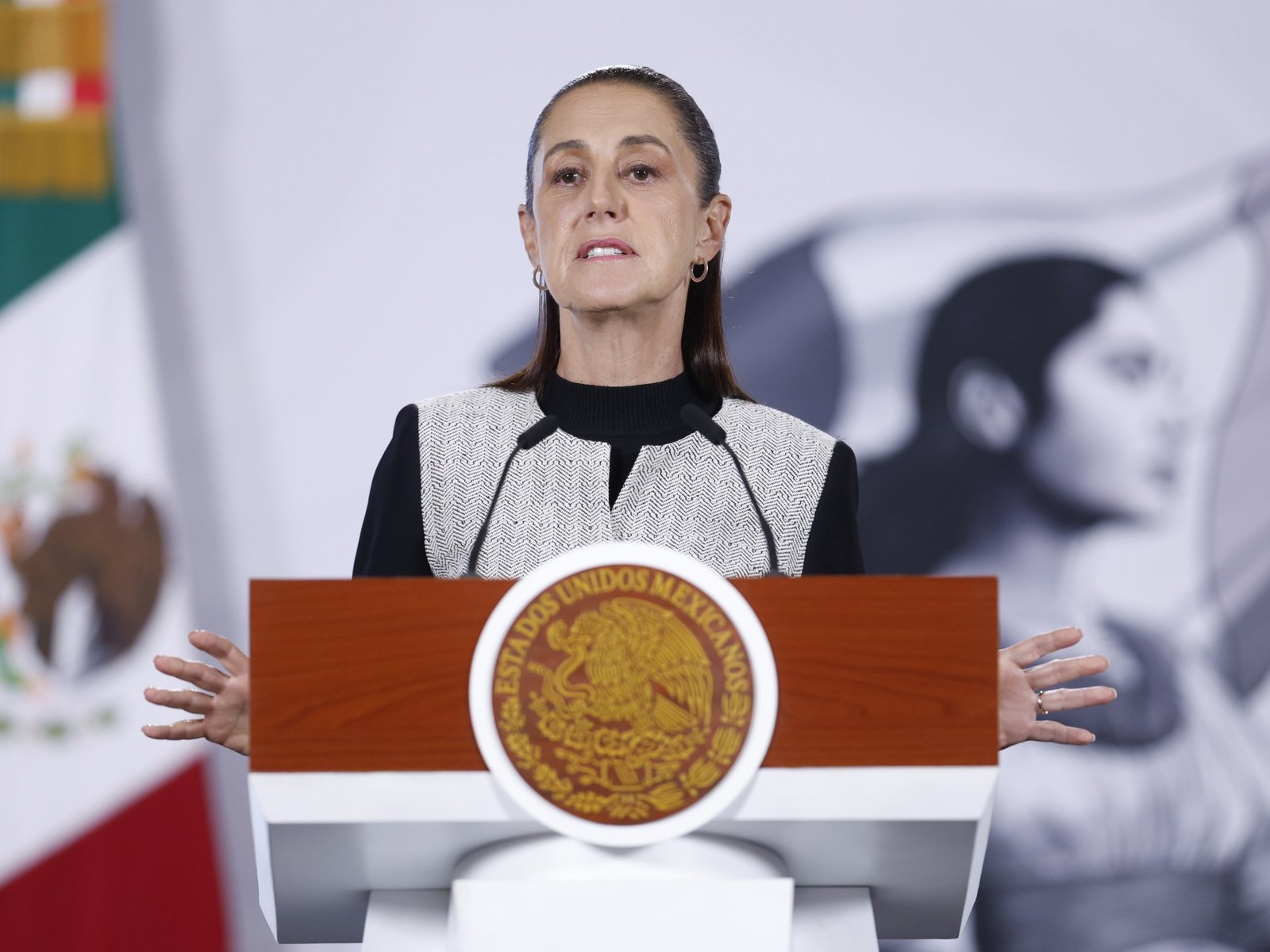 Mexico says Colombia rejected its earthquake rescue team