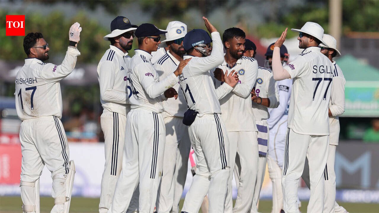 1st Test: India on verge of massive win as Sri Lanka four down in chase of 372