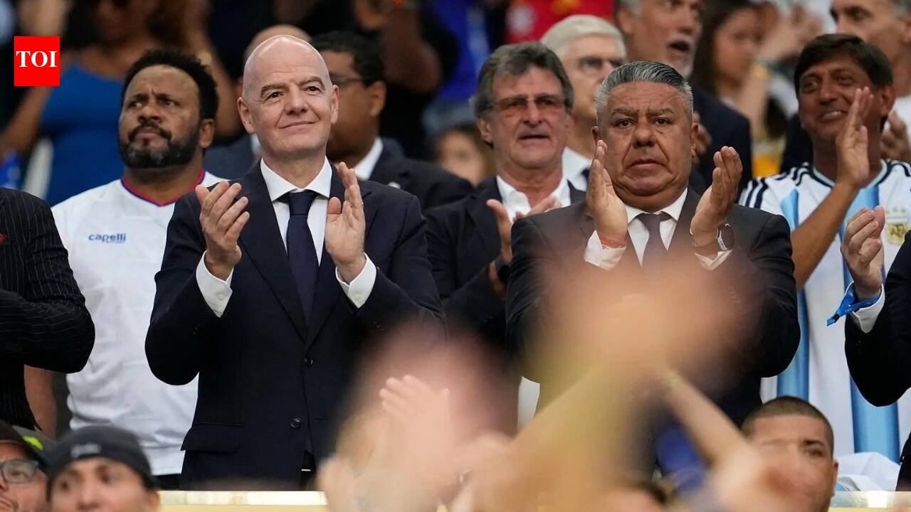 Argentina publicly back Infantino as FIFA president amid World Cup rights row