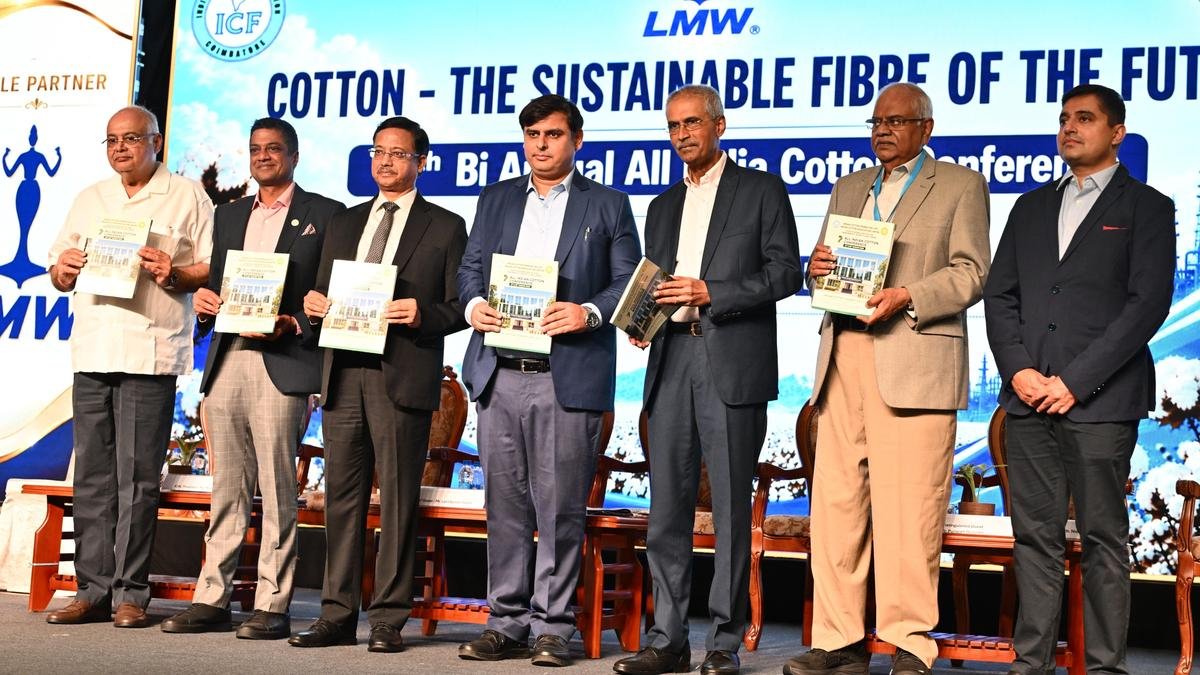 Indian cotton should be a global price influencer : CCI head