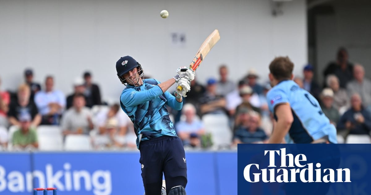 County cricket: One Day Cup group stage coming to the boil in another heatwave