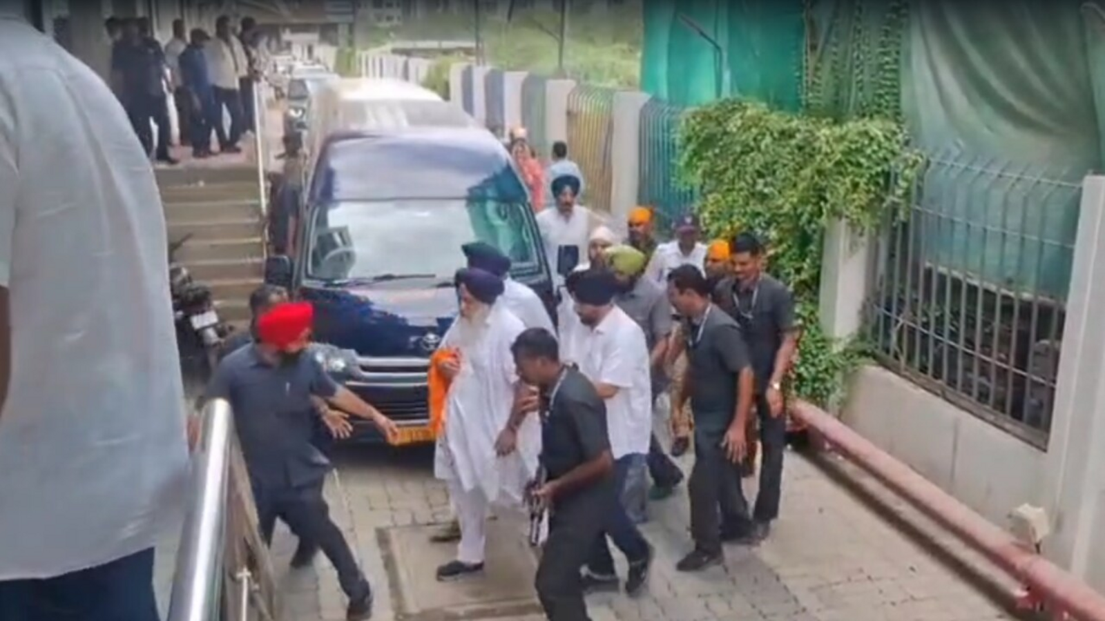 Ex-Punjab deputy CM Sukhbir Singh Badal attacked with 'kirpan' outside gurdwara in Maharashtra's Nanded