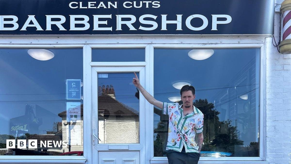 Barber offers free back-to-school haircuts