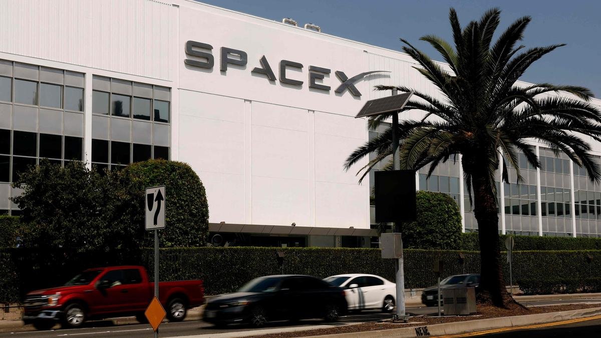SEC settles charges over SpaceX, Klarna, pre-IPO share fraud