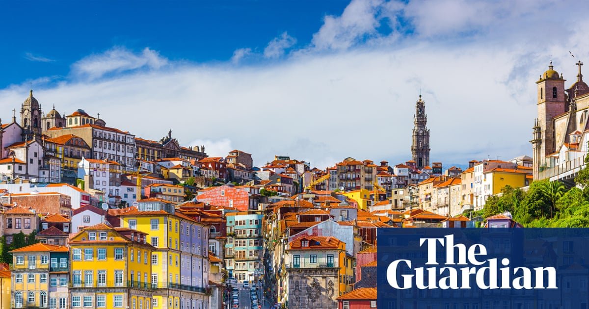 ‘We detected unusual activity’: the scam that uses AI to exploit your holiday photos
