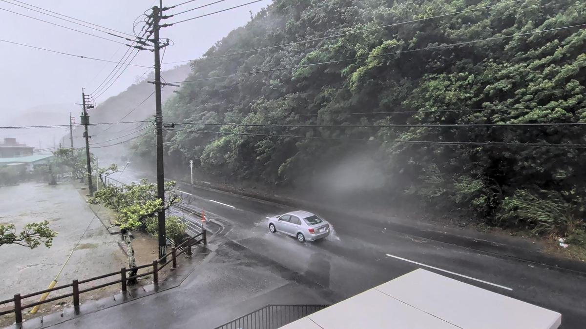 Taipei says China's traffic control order for Taiwan Strait during typhoon is 'ridiculous'