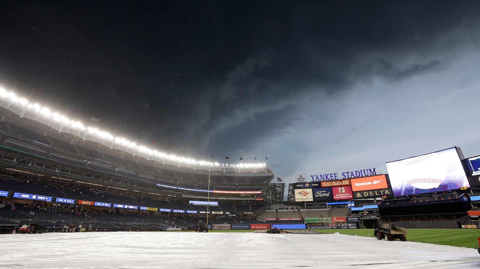 When will Yankees-Braves game start after rain delay? Bronx weather radar and latest updates