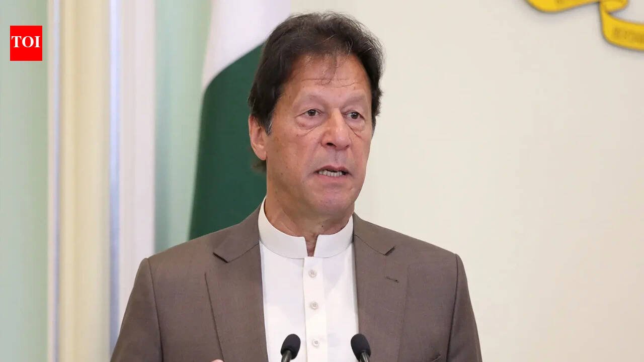 Imran Khan row: PCB warns Pak players against speaking about jailed former captain