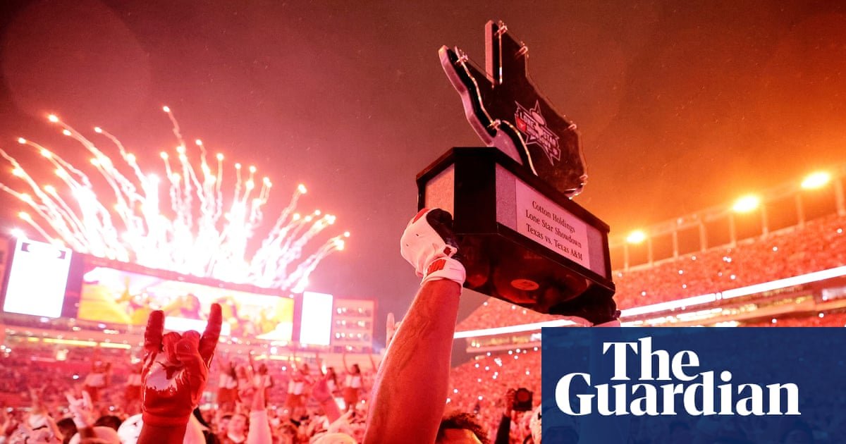 College football is booming, chaotic and more confusing than ever