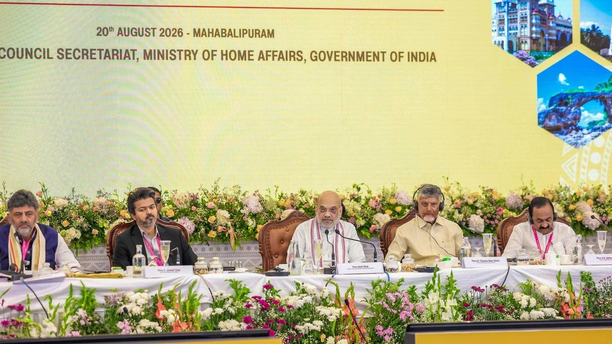 Home Minister calls for early resolution of pending water-related issues in south India