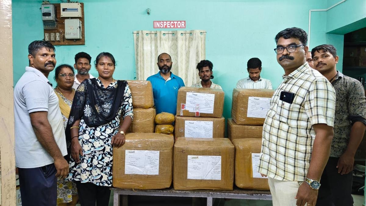 Tambaram city police bust gang trafficking ganja through India Post parcels