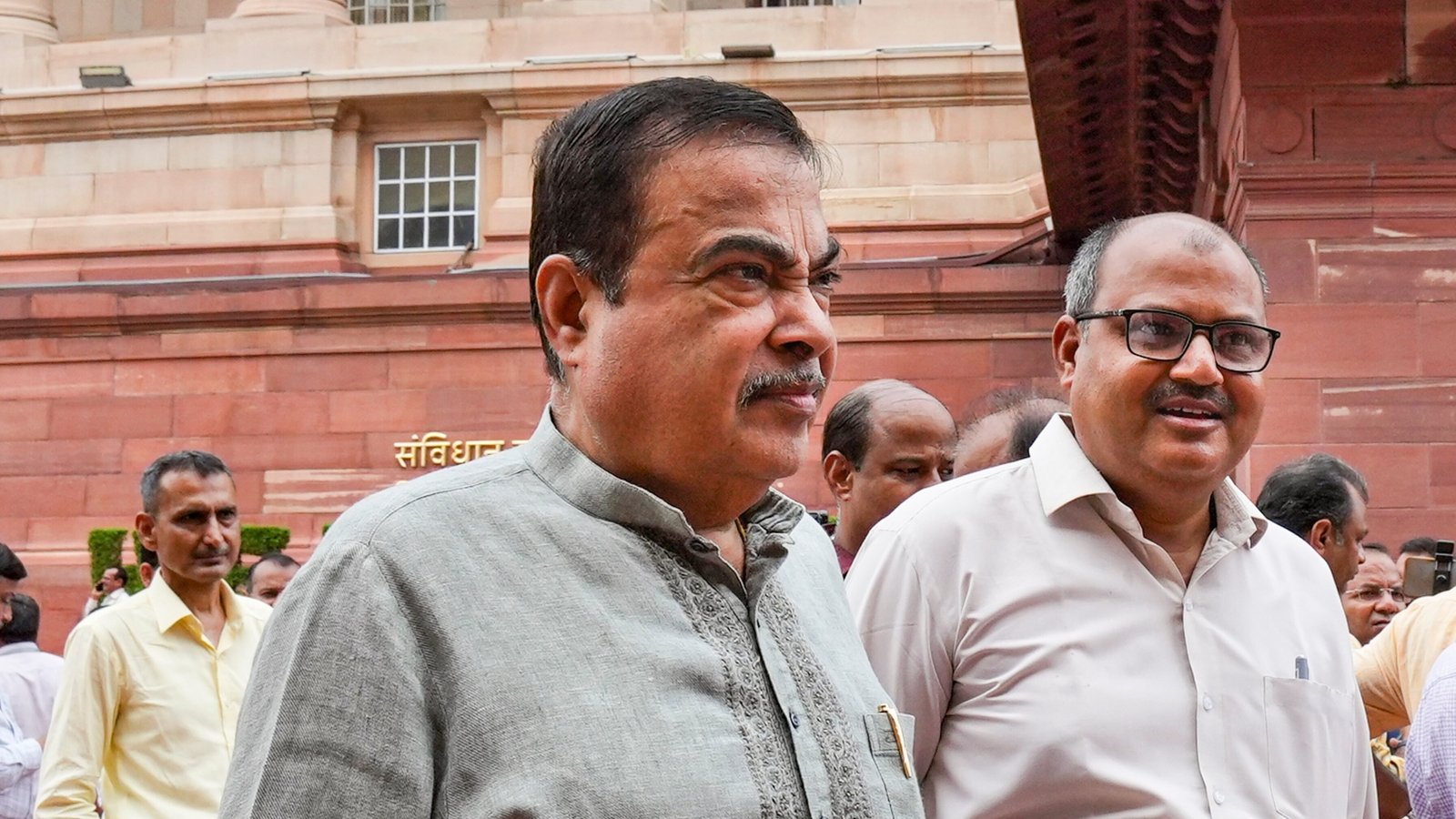 HC orders removal of ‘vile posts’ against Union Minister Nitin Gadkari