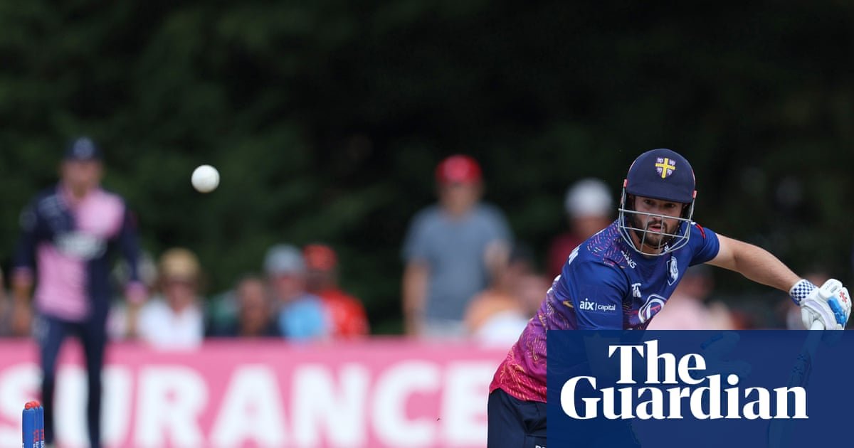 County cricket: Leicestershire and Middlesex reach One-Day Cup final