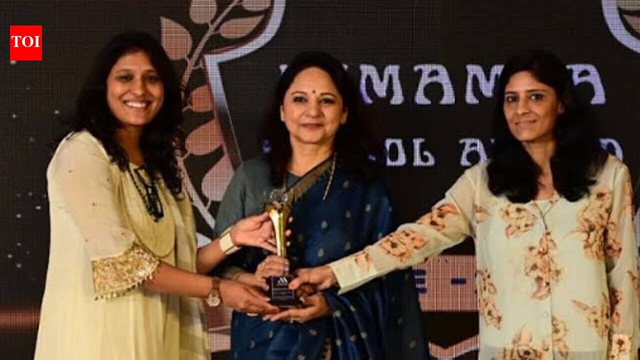 Dhruv Global School receives Best School Award at Mimamsa conference