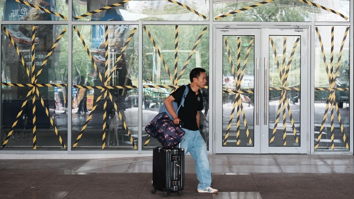 Shanghai cancels 1,300 flights as China prepares for Typhoon Dolphin