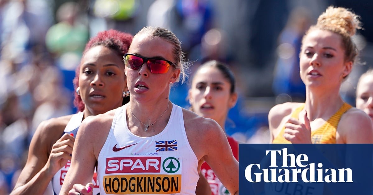 Keely Hodgkinson puts on shades and breezes into European 800m semi-finals in style