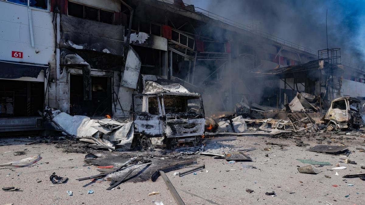 Ukraine hits multiple Russian regions, killing 8: officials