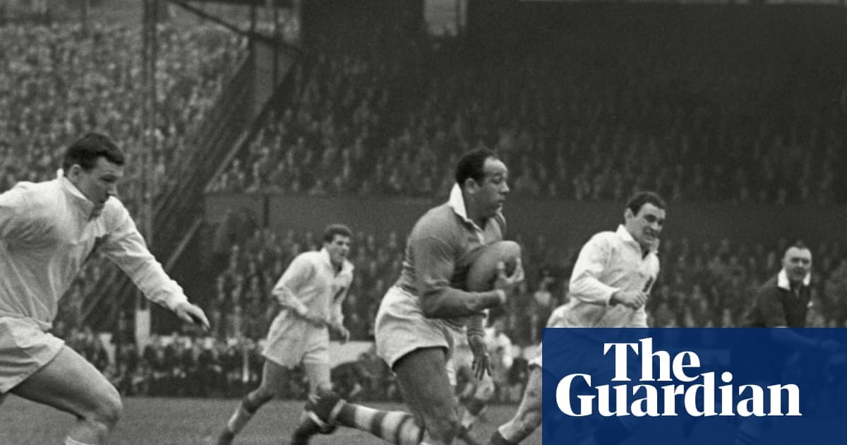 Sir Billy Boston obituary