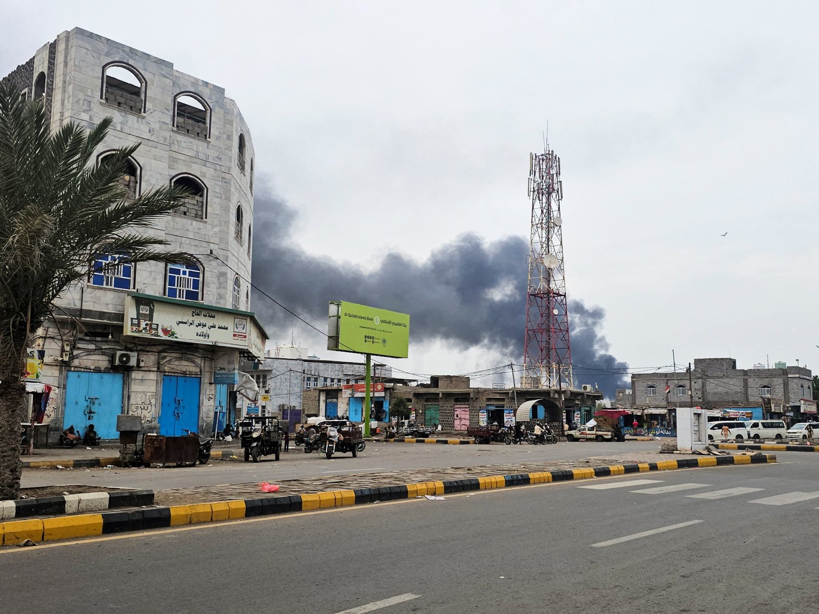 Yemeni government escalates attacks against Houthis: What’s next?