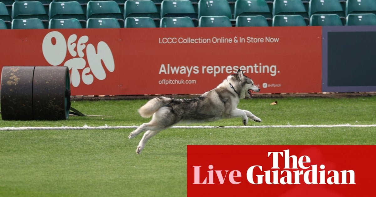 Dog stops play at Leicestershire as title race heats up: county cricket, day three – live