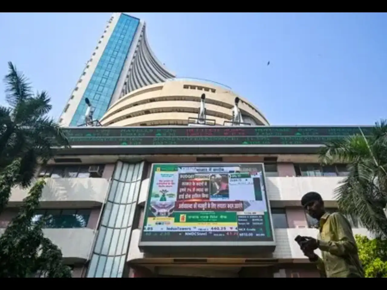 Market wrap: Adani Ports, Axis Bank, Tech Mahindra, Bajaj Auto top gainers and losers on Nifty and Sensex on Thursday