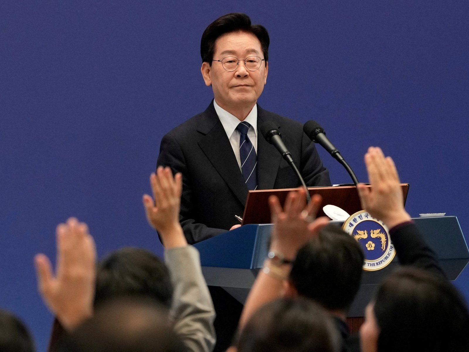 South Korea says US-North Korea talks possible, rules out Hormuz deployment