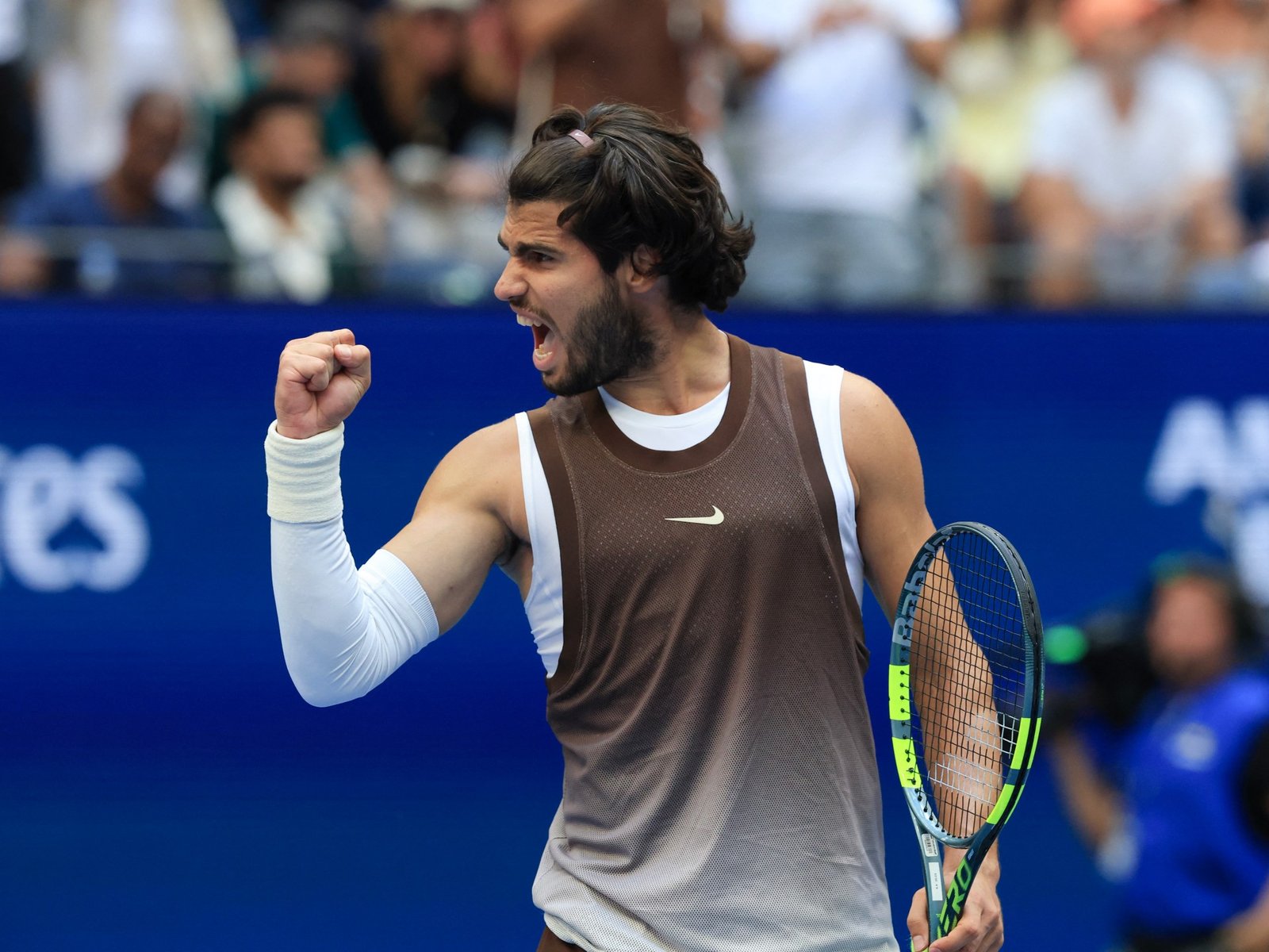 Alcaraz, Sabalenka into US Open last 16 as Williams sisters lose on return
