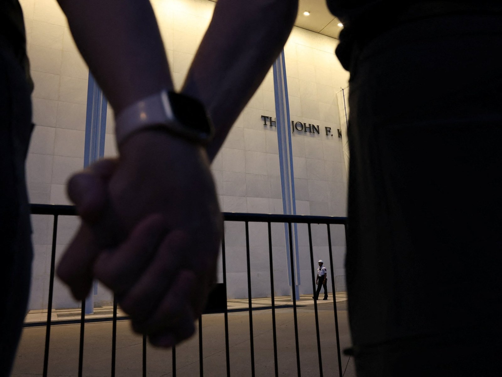 Demonstrators in US form human chain to protest Kennedy Center closure vote