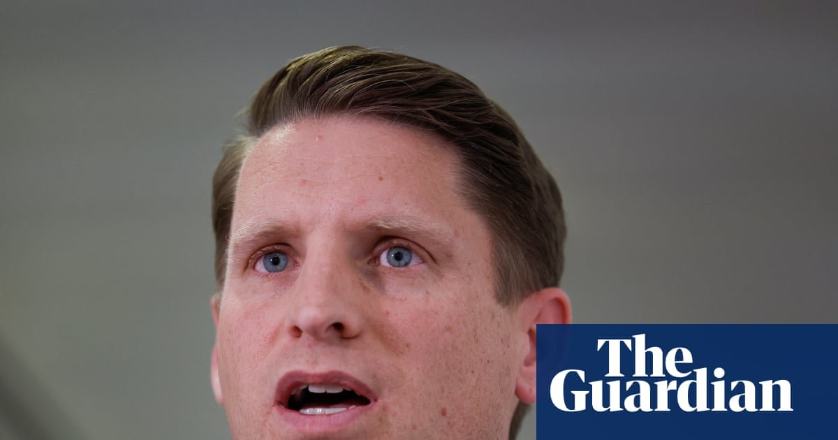 Andrew Hastie accuses Pauline Hanson and Barnaby Joyce of being ‘lying cowards’ over One Nation ‘traitor’ cartoon