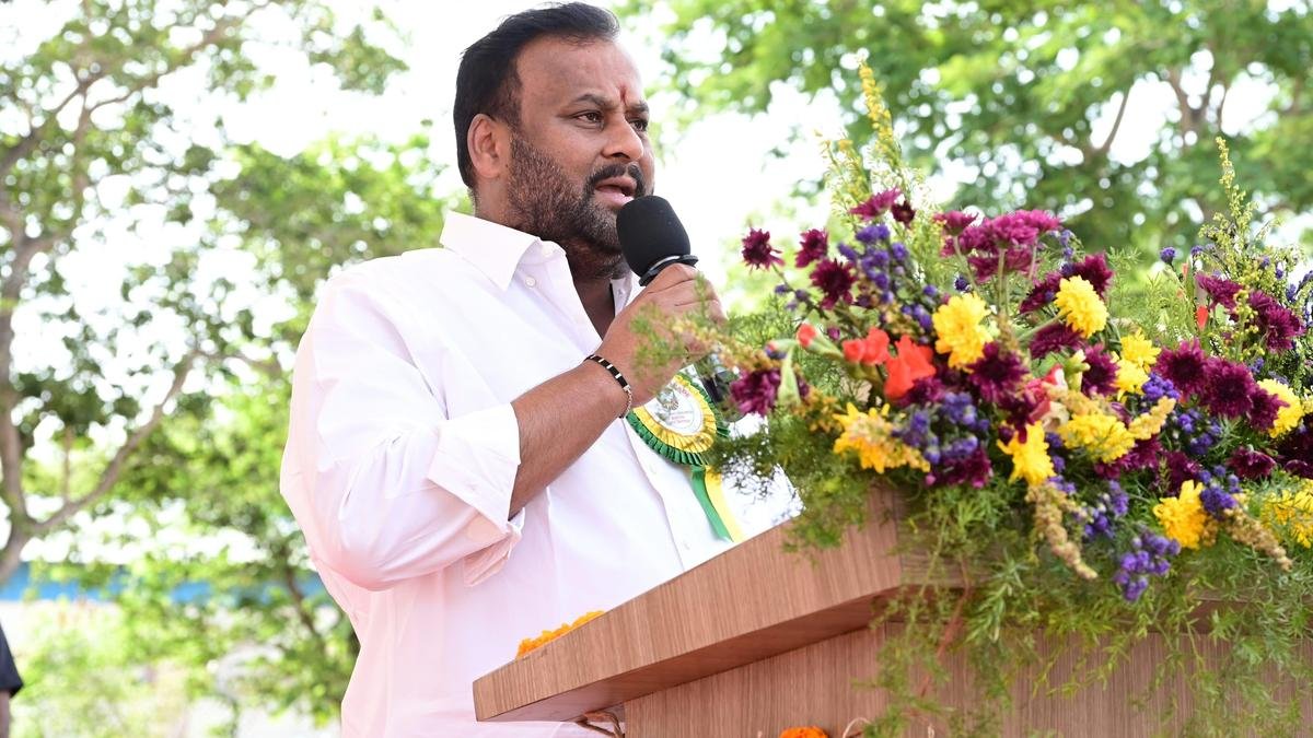 Minister urges police constables to stay disciplined, technically aware
