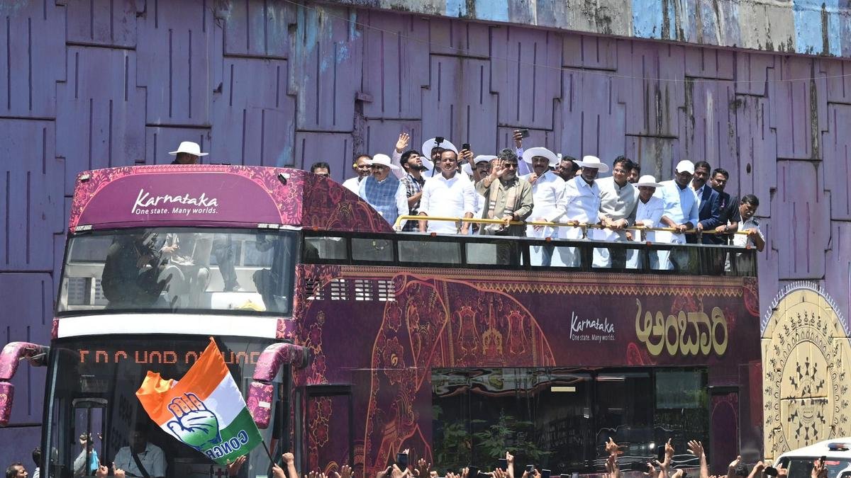 First time in India: Open top bus takes ministers in procession to Cabinet meeting in Mangaluru