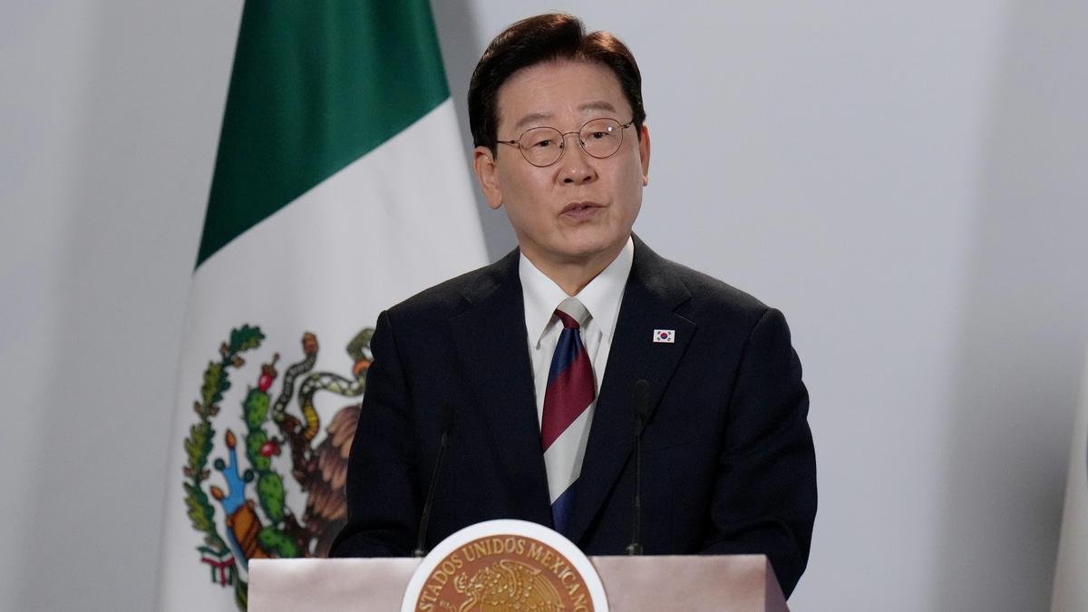South Korea demands Ukraine apology over denial of confidential deal on North’s prisoners of war