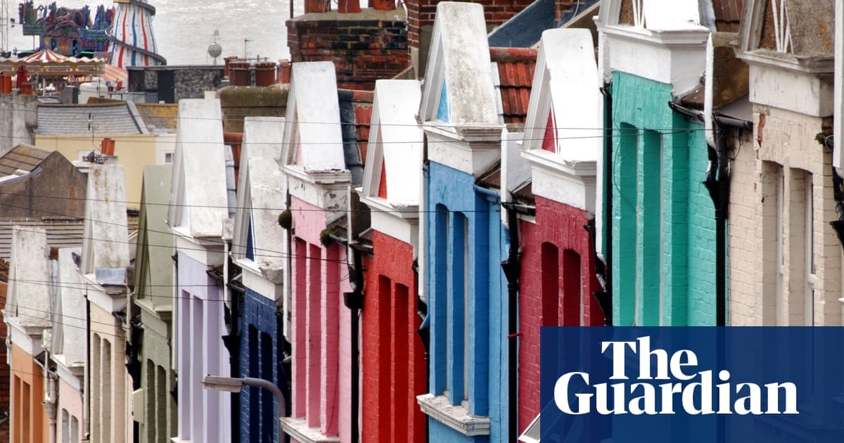 UK house prices fall for first time in nearly three years, says Lloyds
