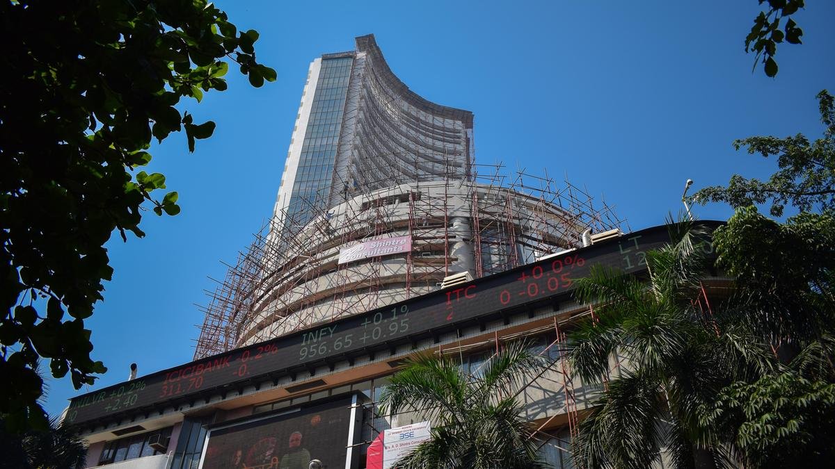 Stock markets fall for second day amid rising oil prices, West Asia crisis; Sensex tanks 555 points
