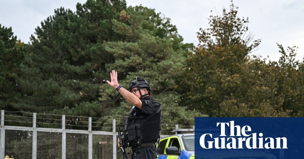 Five arrested over alleged terrorism offences after ‘major incident’ near RAF Fairford