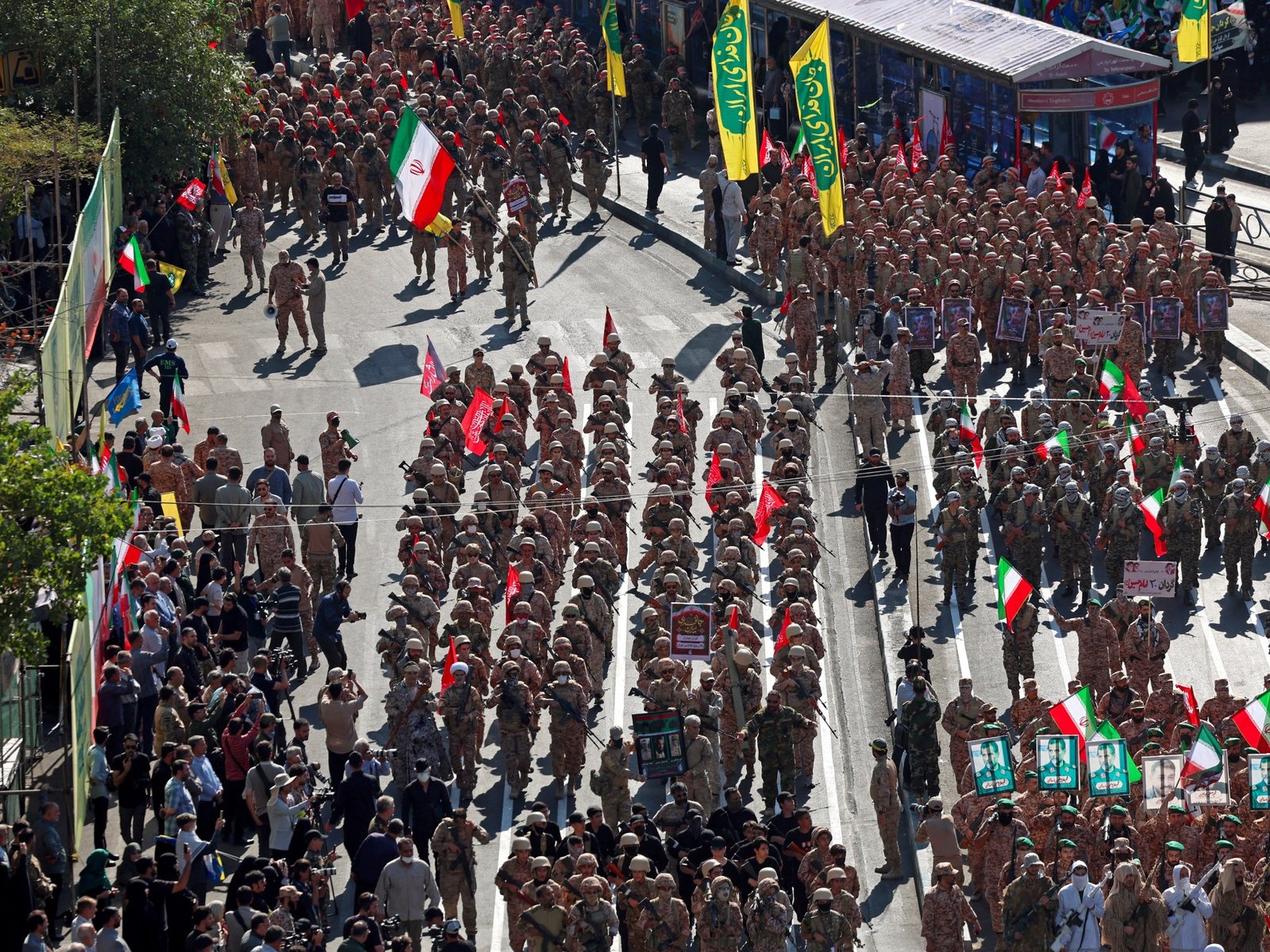 Iranians rally in biggest show of defiance against US since war began