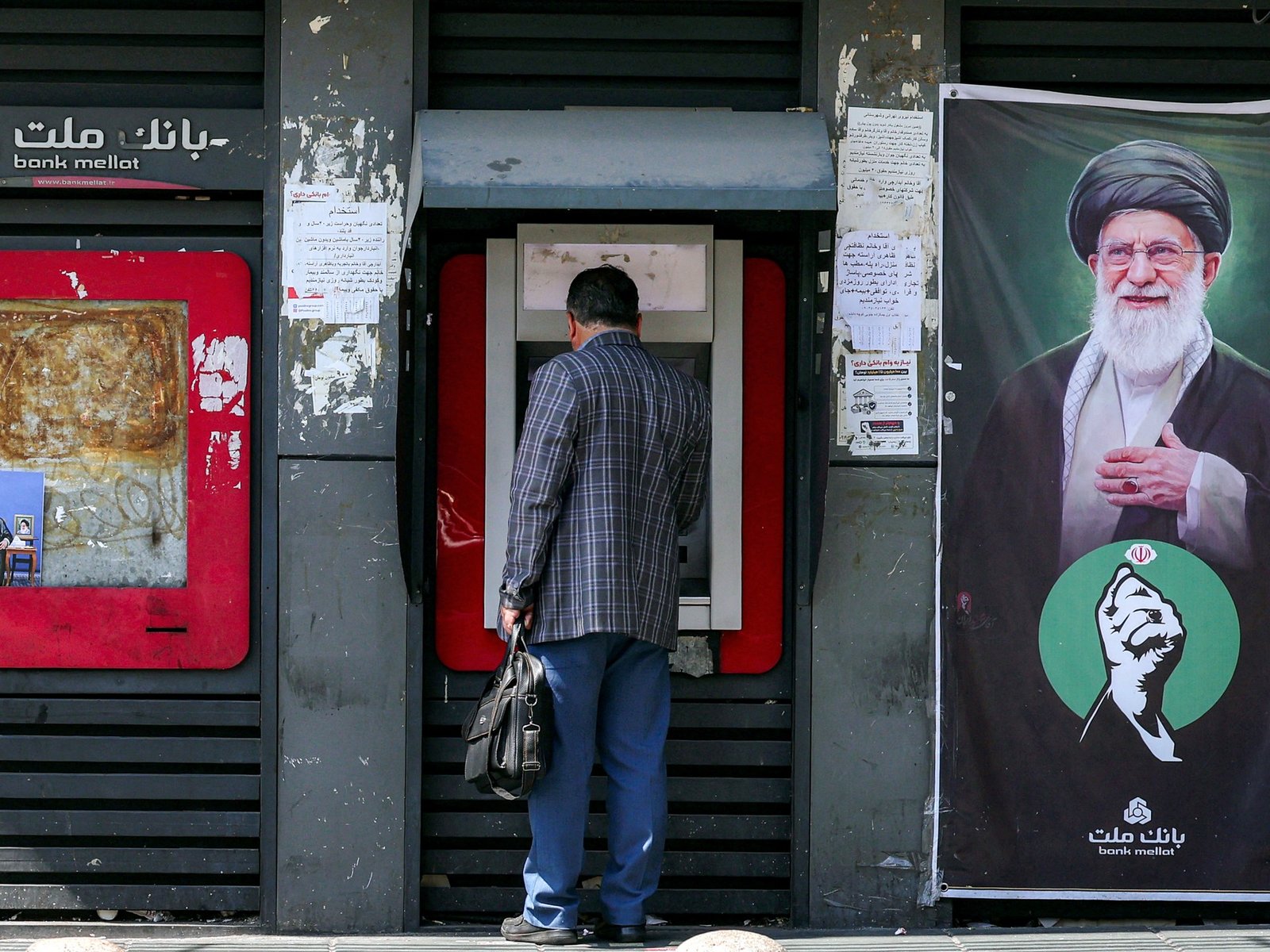 Turkiye revokes operating licence of Iran’s Bank Mellat in Istanbul