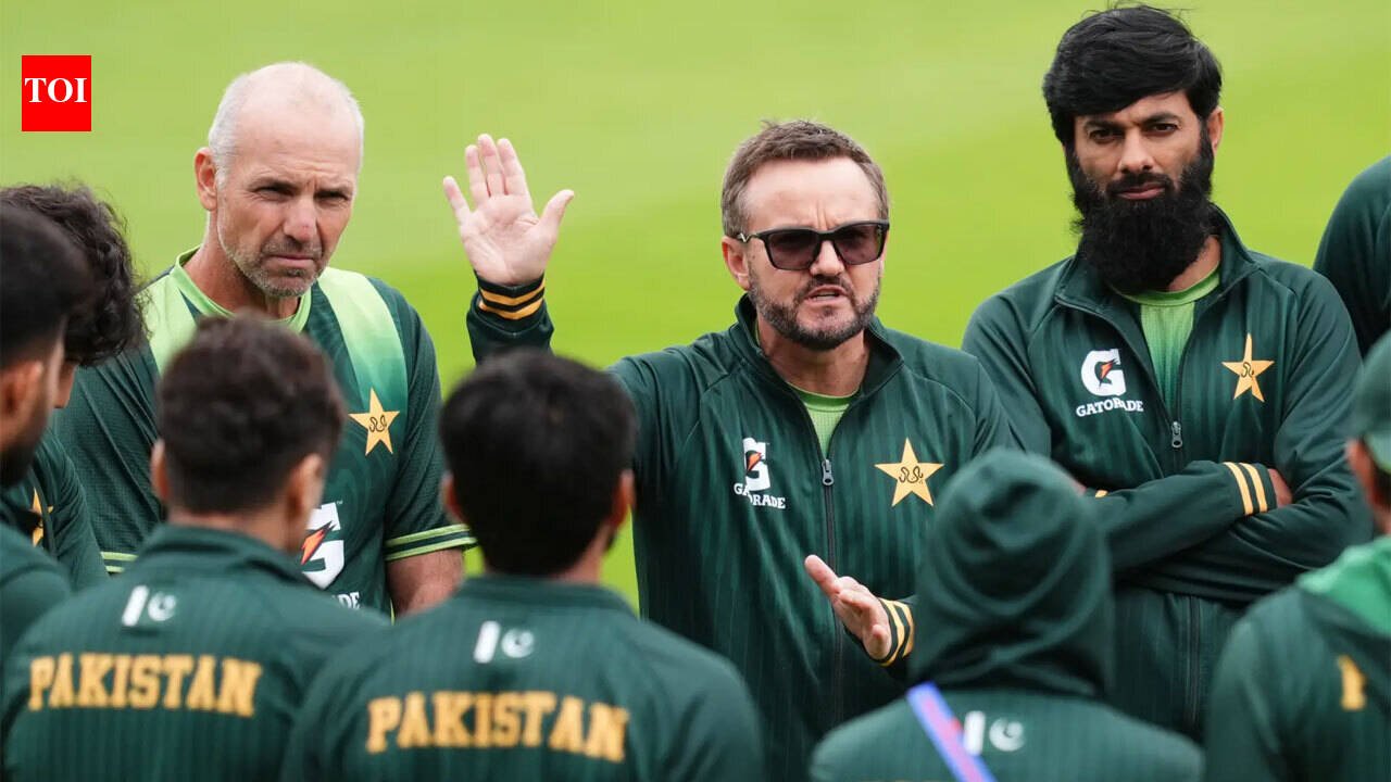 ‘Open to it’: Mike Hesson eyes Pakistan Test role as Afridi makes red-ball return