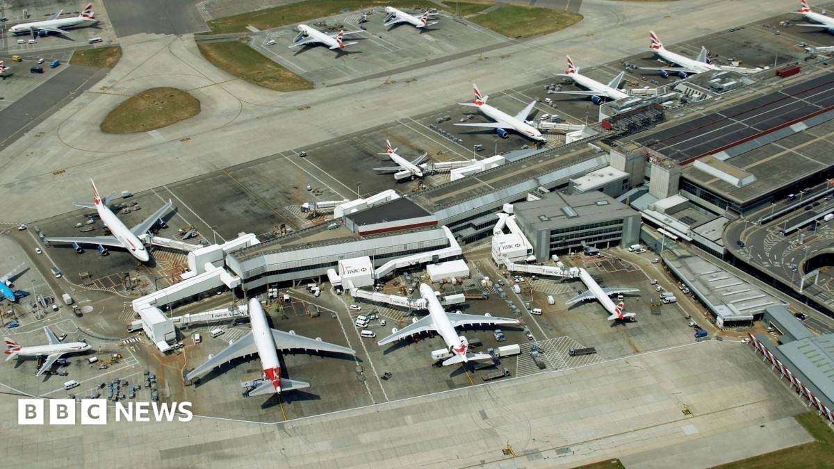 Heathrow and Gatwick among airports hit by air traffic control problems