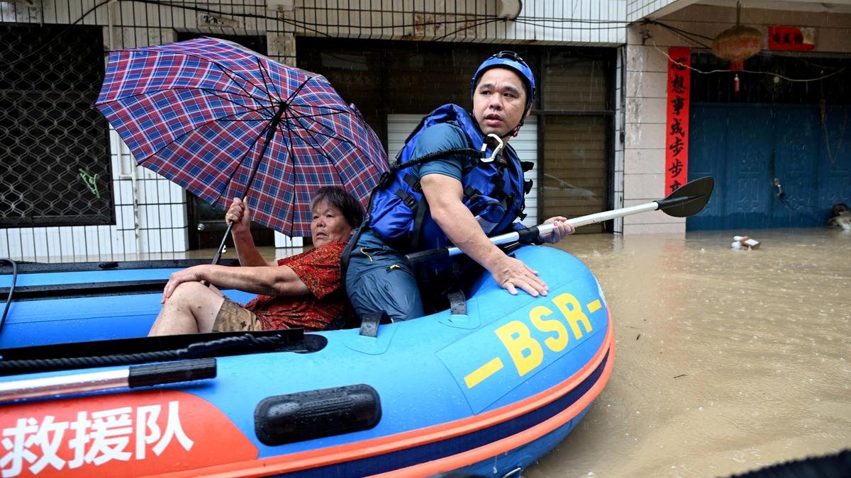 Typhoon Saudel brings torrential rain, flooding to China's coastal areas