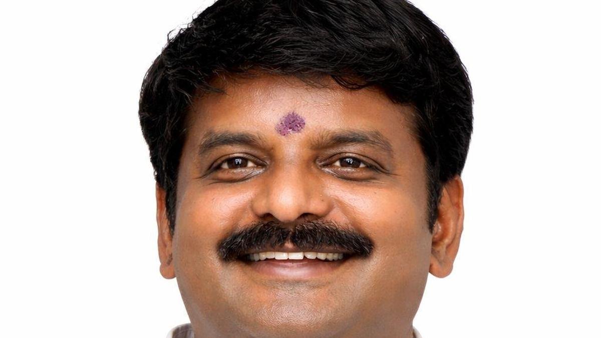 Inquiry under way into ₹4-crore cheating complaint against ex-Minister C. Vijayabaskar, Madras High Court told
