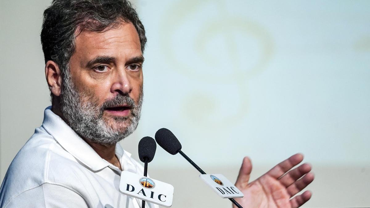 ‘Compromised PM Modi again surrendering to U.S. pressure’: Rahul on government's UPI move