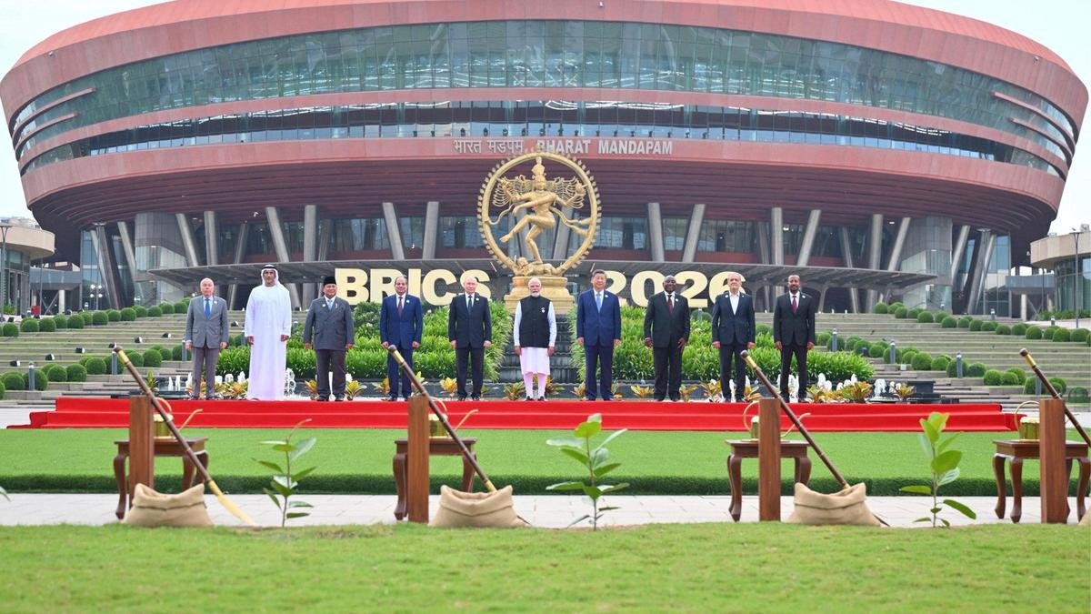 PM holds series of bilateral meetings, hails India-UAE ties as ‘symbol of stability’